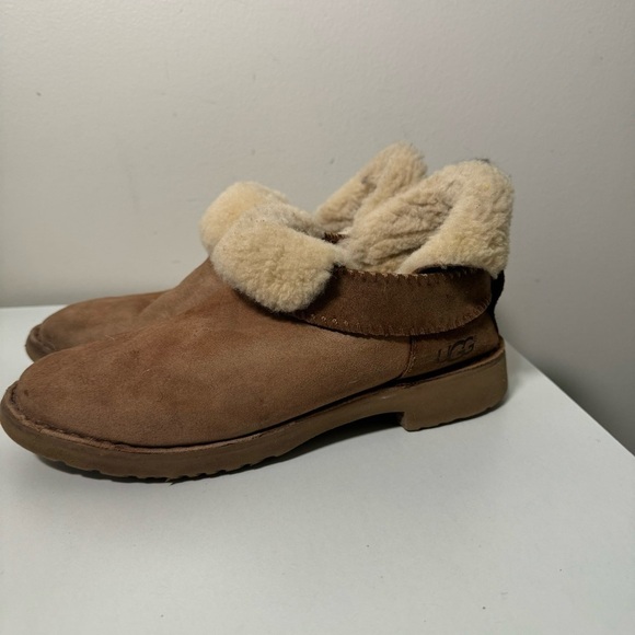 UGG Mckay Winter Boot for Women - Brown, Size 8 - Picture 7 of 16